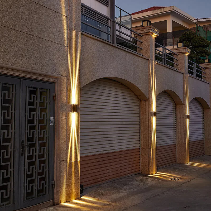 Modern Rectangular LED Outdoor Wall Sconce Light 1-light Ip65